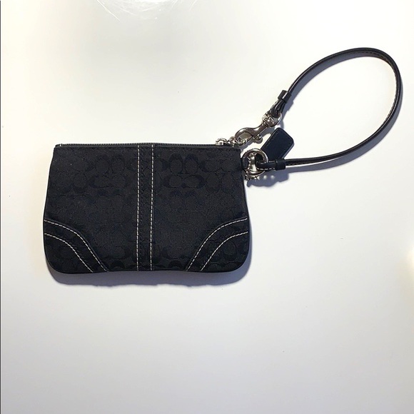 Coach Handbags - LAST CHANCE Coach Wristlet Black